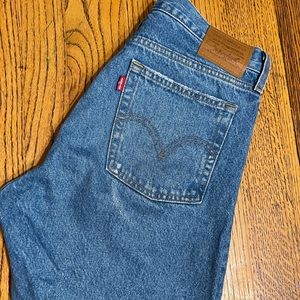 Levi high waist denim